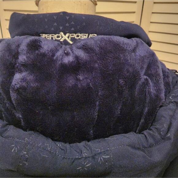 ZERO EXPOSUR BLUE WITH PRINT BUCKLE WINTER JACKET WITH HOOD SIZE MED - Picture 4 of 11